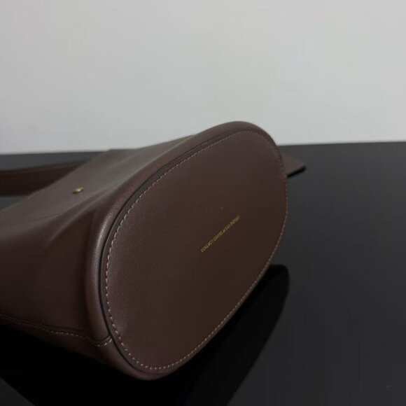 coach Small bucket bag size  21*21.5*12cm - Picture 7 of 9